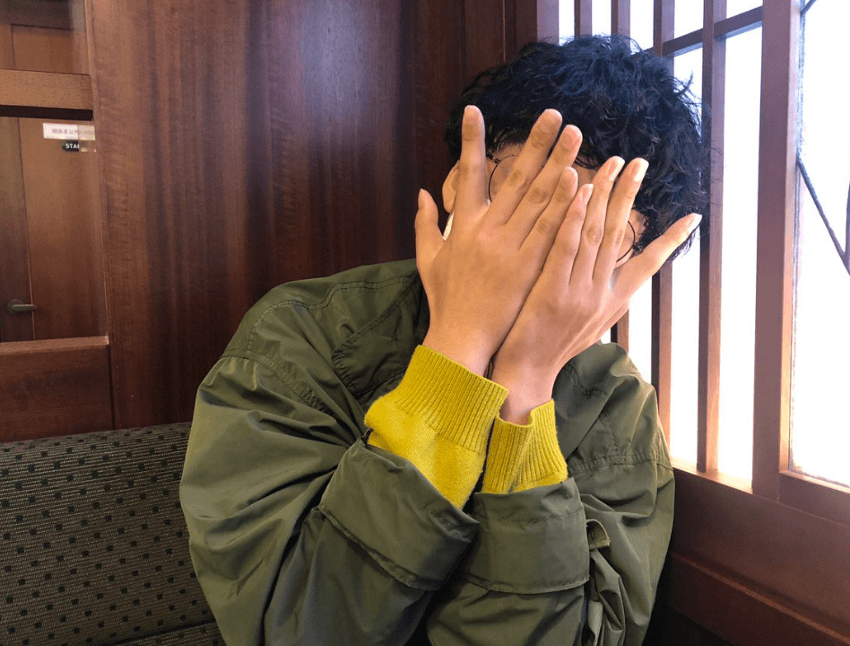 なとり(歌手)はなぜ顔を隠すの?声は藤井風似、年齢は? | ポップス歌手情報